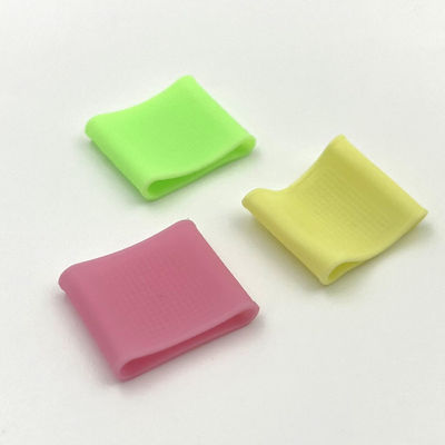 Universel pratique de silicone de protecteur léger de pouce pour des sports