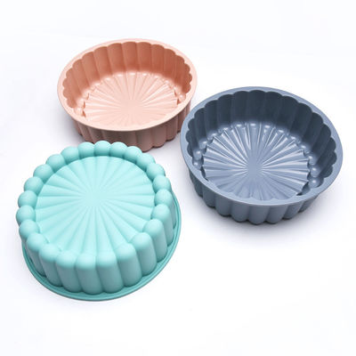Le gâteau multicolore de silicone de tournesol moulent 19.5x6.1cm réutilisable