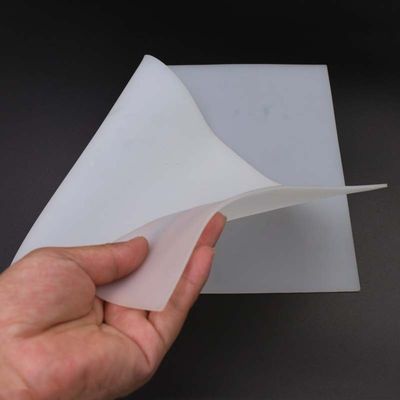 Épaisseur blanche laiteuse 0.1mm d'isolation thermique de feuille en caoutchouc de silicone 0.2mm 1mm