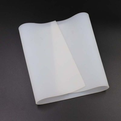 Épaisseur blanche laiteuse 0.1mm d'isolation thermique de feuille en caoutchouc de silicone 0.2mm 1mm