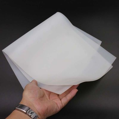 Épaisseur blanche laiteuse 0.1mm d'isolation thermique de feuille en caoutchouc de silicone 0.2mm 1mm