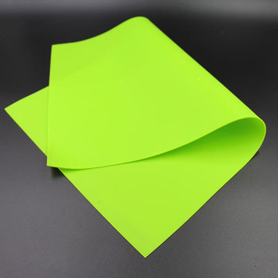 Feuille de caoutchouc de silicone anti-dérapante sans BPA pliable pour table à manger